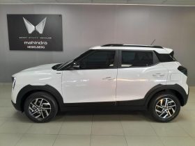 Mahindra XUV 3X0 1.2 AX5 MT