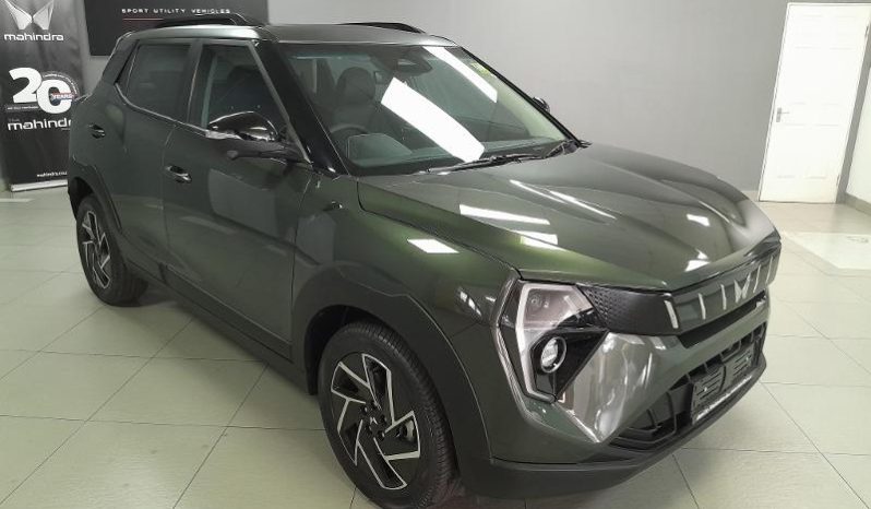 
								Mahindra XUV 3X0 1.2 AX7L AT full									