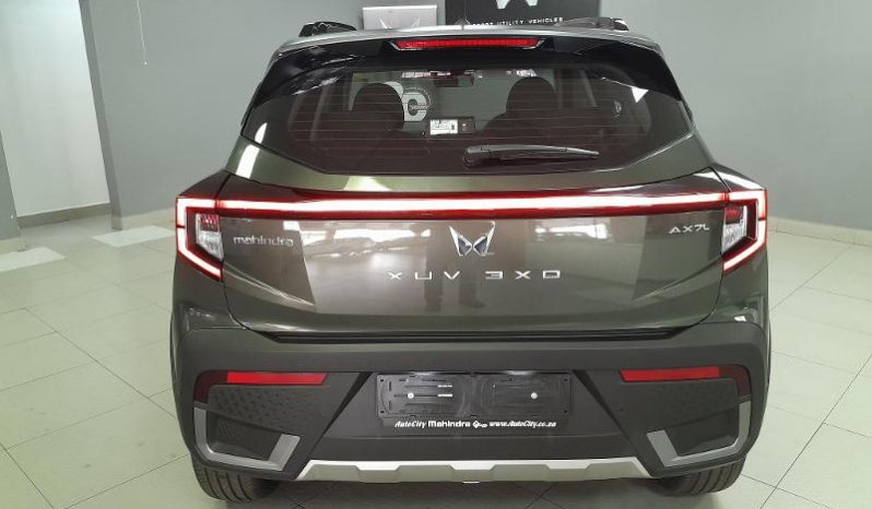 
								Mahindra XUV 3X0 1.2 AX7L AT full									