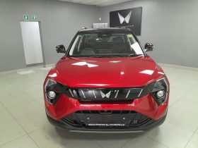 Mahindra XUV 3X0 1.2 AX7L AT