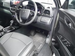 
										Mahindra XUV 3X0 1.2 AX7L AT full									