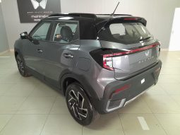 
										Mahindra XUV 3X0 1.2 AX7L AT full									
