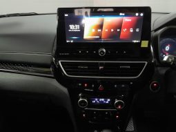 
										Mahindra XUV 3X0 1.2 AX7L AT full									