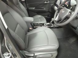 
										Mahindra XUV 3X0 1.2 AX7L AT full									
