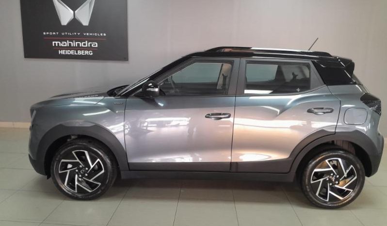 
								Mahindra XUV 3X0 1.2 AX7L AT full									
