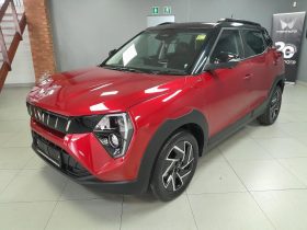 Mahindra XUV 3X0 1.2 AX7L AT