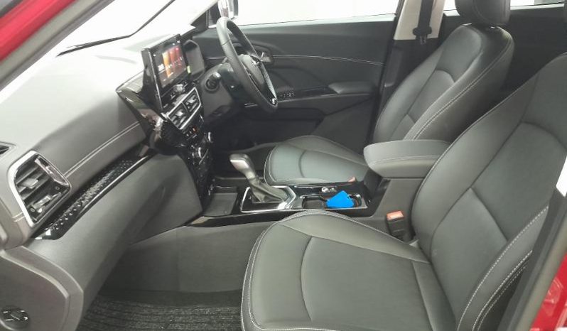 
								Mahindra XUV 3X0 1.2 AX7L AT full									