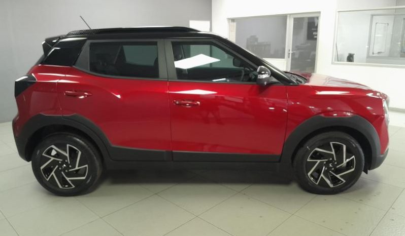 
								Mahindra XUV 3X0 1.2 AX7L AT full									