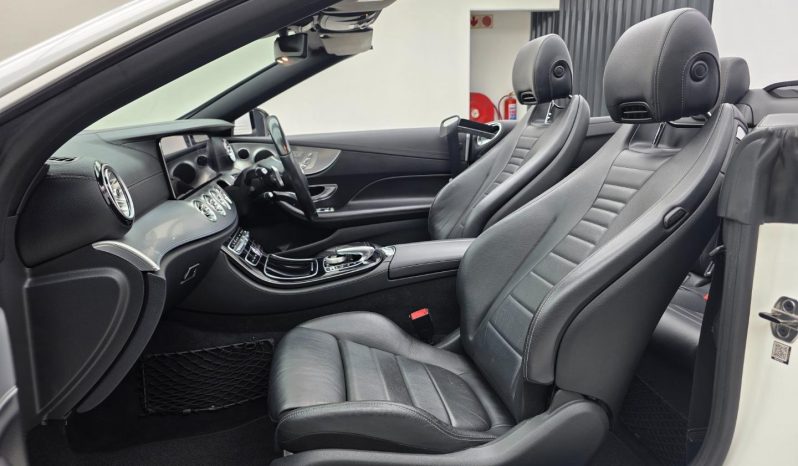 
								Mercedes Benz E-Class Cabriolet 400 4M 9G-Tronic full									
