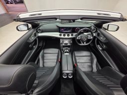 
										Mercedes Benz E-Class Cabriolet 400 4M 9G-Tronic full									