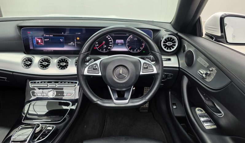 
								Mercedes Benz E-Class Cabriolet 400 4M 9G-Tronic full									