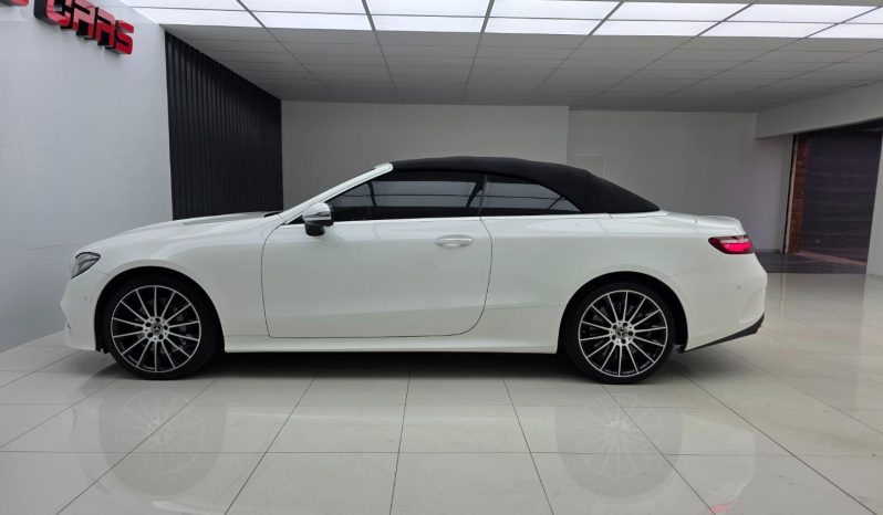
								Mercedes Benz E-Class Cabriolet 400 4M 9G-Tronic full									