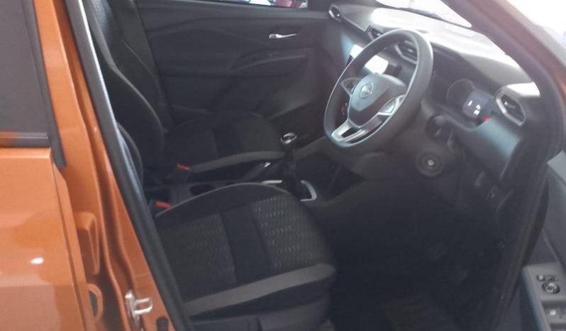 
								Nissan Magnite 1.0 Visia full									
