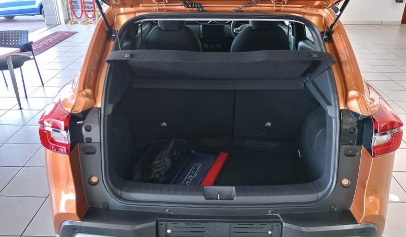 
								Nissan Magnite 1.0 Visia full									