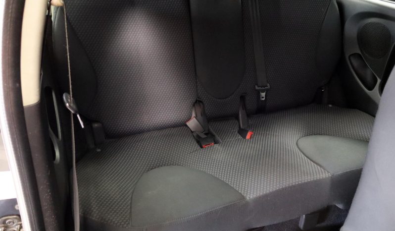 
								Nissan Micra 1.5 DCi Tekna 3-Door full									