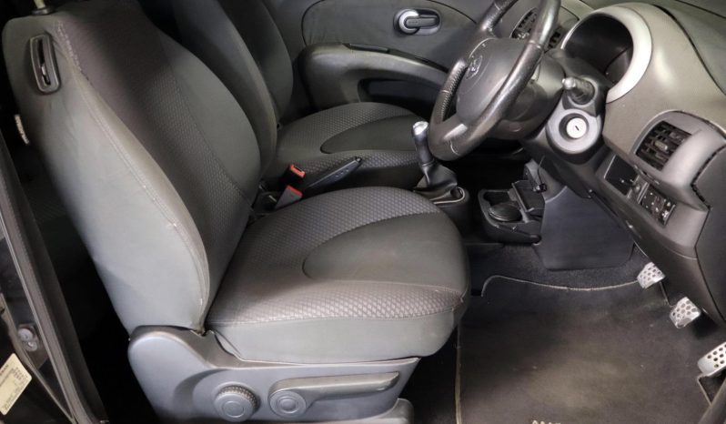 
								Nissan Micra 1.5 DCi Tekna 3-Door full									
