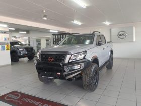 Nissan Navara 2.5D Pro-4X D Cab 4X4 At