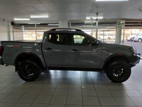 Nissan Navara 2.5D Pro-4X D Cab 4X4 At