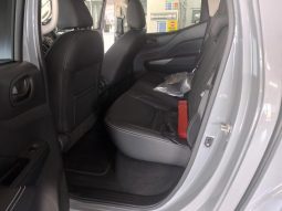 
										Nissan Navara 2.5D Pro-4X D Cab 4X4 At full									