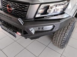 
										Nissan Navara 2.5D Pro-4X D Cab 4X4 At full									