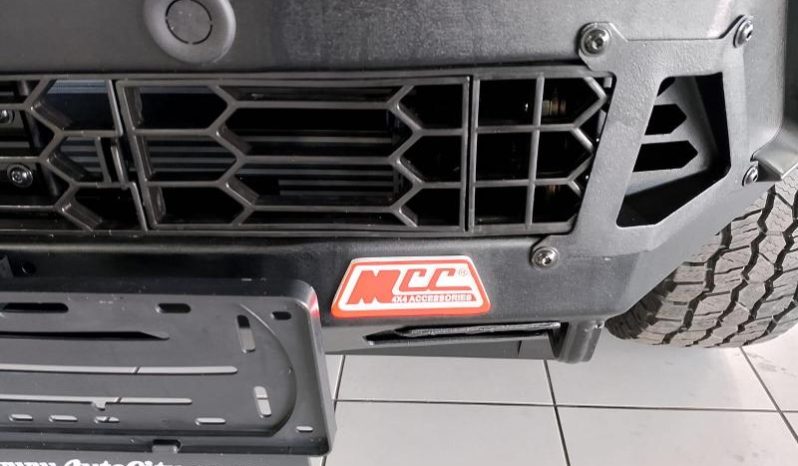 
								Nissan Navara 2.5D Pro-4X D Cab 4X4 At full									