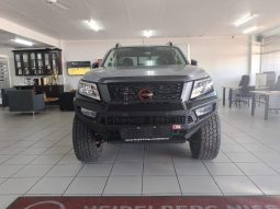 
										Nissan Navara 2.5D Pro-4X D Cab 4X4 At full									