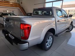 
										Nissan Navara 2.5D Se Plus D Cab 4X2 At full									