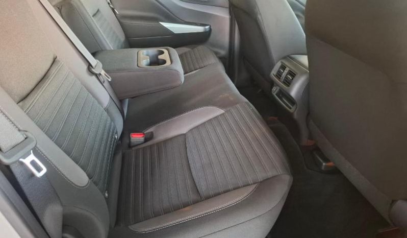 
								Nissan Navara 2.5D Se Plus D Cab 4X2 At full									