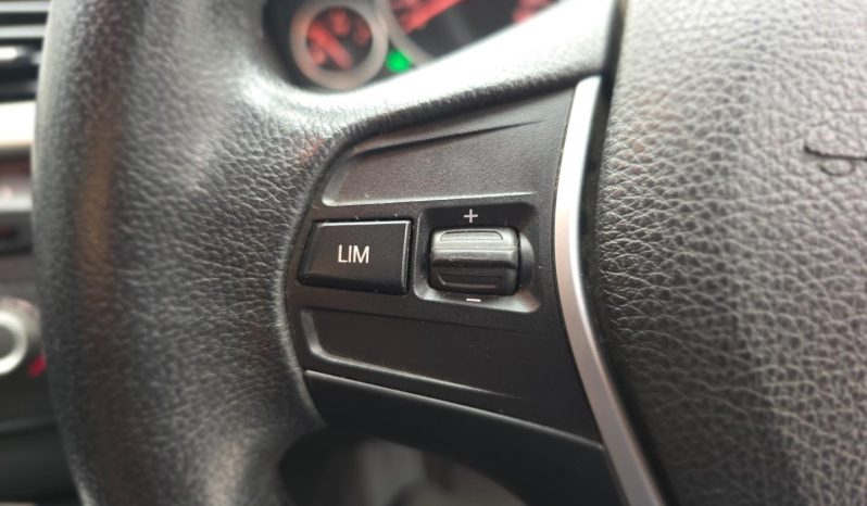 
								BMW 3 Series Sedan 316i Steptronic full									