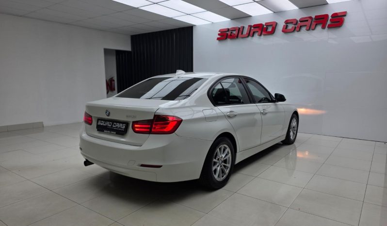 
								BMW 3 Series Sedan 316i Steptronic full									