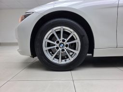 
										BMW 3 Series Sedan 316i Steptronic full									