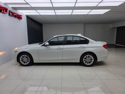BMW 3 Series Sedan 316i Steptronic