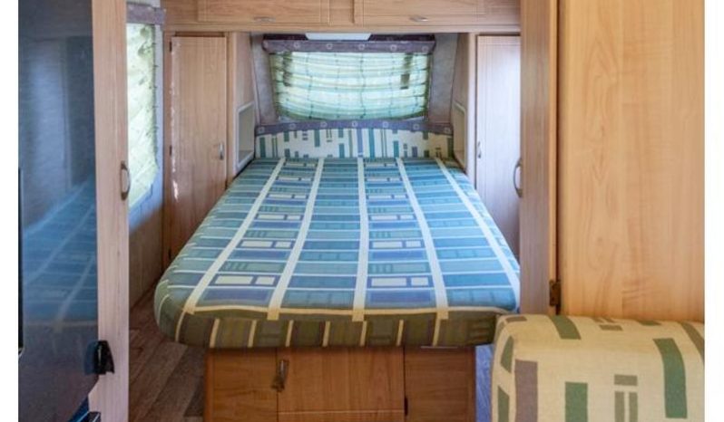 
								Caravan Gypsey Romany full									