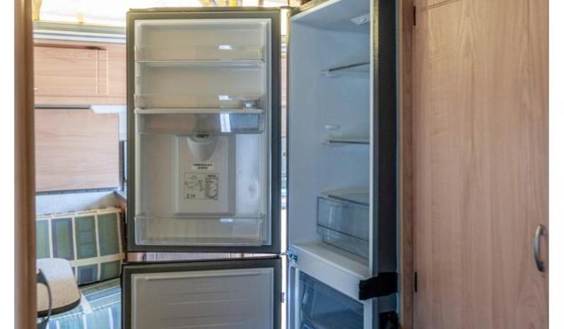 
								Caravan Gypsey Romany full									