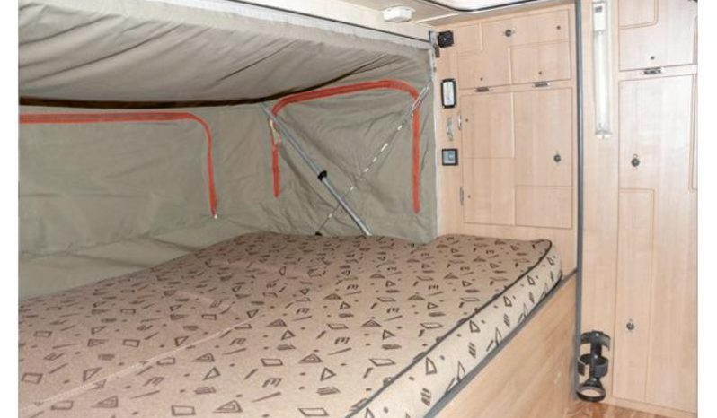 
								Caravan Jurgens Safari Xcape full									