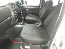 
										Mahindra Pik-Up 2.2 Mhawk S6 D Cab 4X4 At full									