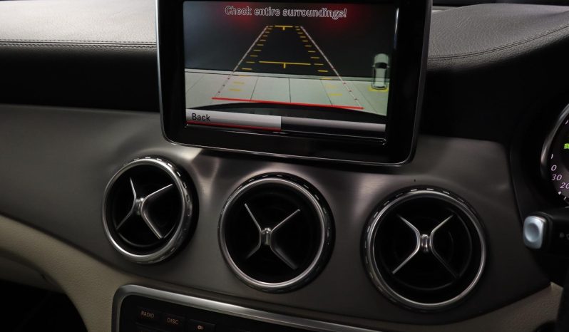 
								Mercedes Benz Gla Gla 220 Cdi 4matic 7G-Dct full									