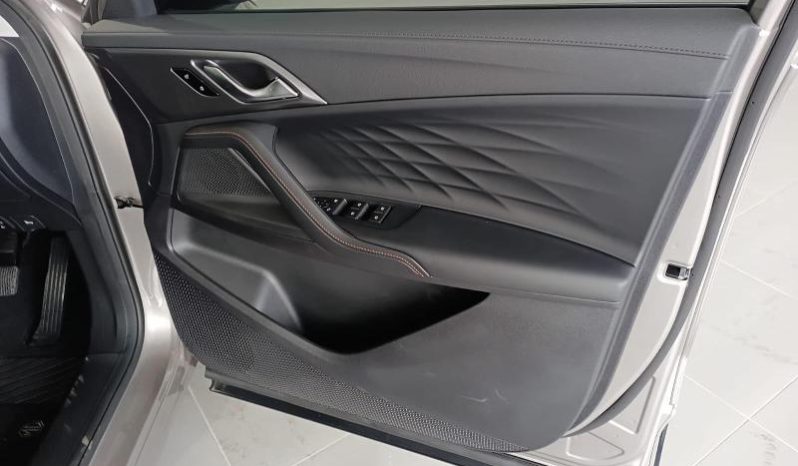 
								MG Hs 1.5T Comfort At full									