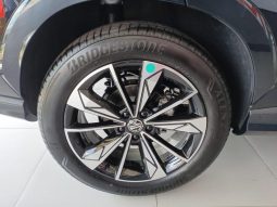 
										MG Hs 2.0T Luxury At full									
