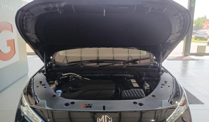 
								MG Hs 2.0T Luxury At full									