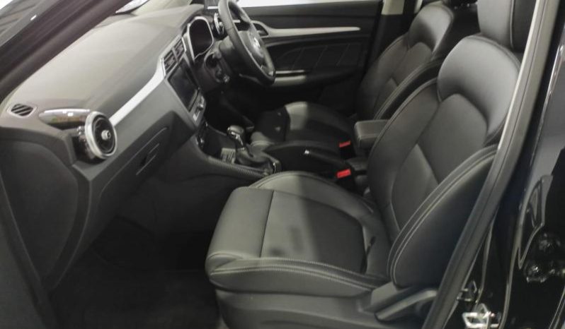 
								MG Zs 1.5 Luxury At full									