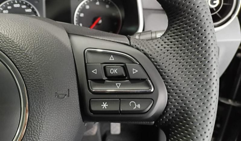 
								MG Zs 1.5 Luxury At full									