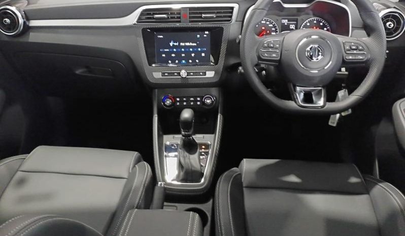 
								MG Zs 1.5 Luxury At full									