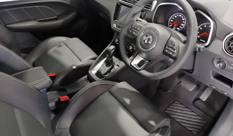 
								MG Zs 1.5 Luxury At full									
