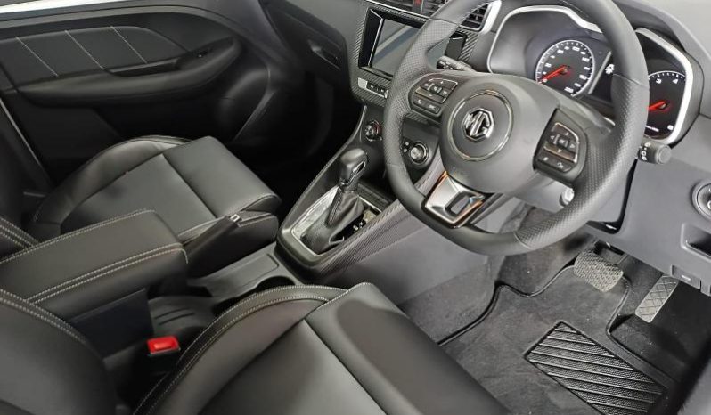 
								MG Zs 1.5 Luxury At full									