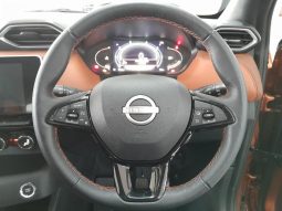 
										Nissan Magnite 1.0 Acenta Plus At full									