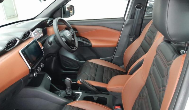 
								Nissan Magnite 1.0 Acenta Plus At full									