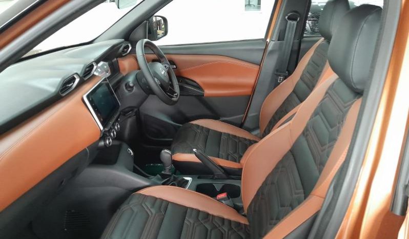 
								Nissan Magnite 1.0 Acenta Plus At full									
