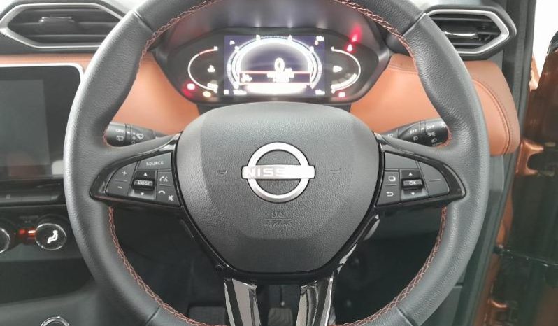 
								Nissan Magnite 1.0 Acenta Plus At full									