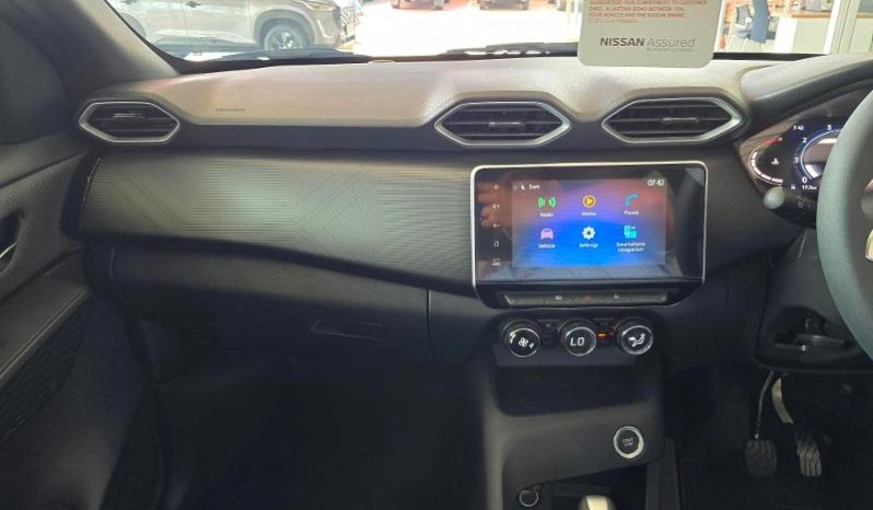 
								Nissan Magnite 1.0T Acenta Cvt full									